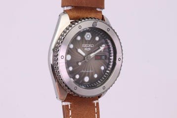 Seiko - Seiko 5 - Zonder minimumprijs - SRPF65K1 | 4R36-09E0