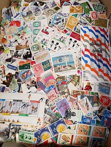 Wereld - Mooie uitzoek partij (25.000 postzegels)