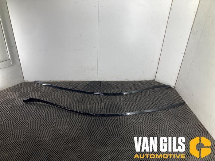 Daklijst set Mercedes E-Klasse O316284, Auto-onderdelen, Carrosserie