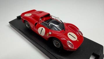 Best 1:43 - Modelauto - Ferrari P2, Nieuw