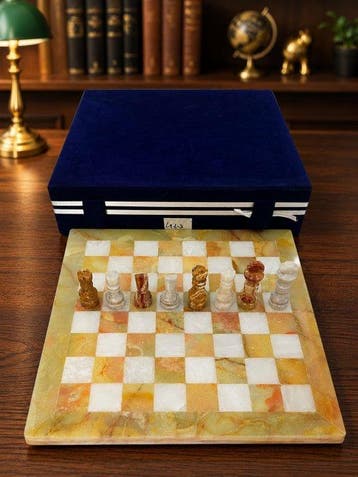 Bordspel - handcrafted chess set - Marmer