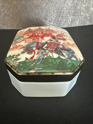 Freiberger Porzellan Germany – Decorative Porcelain Lidded