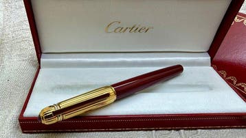 Cartier - Pasha de Cartier Burgundy Lacquer & Gold - Roller, Nieuw