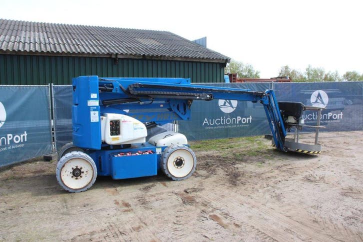 Veiling: Knikarmhoogwerker Nifty HR15 NDE Elektrisch+Diesel, Articles professionnels, Machines & Construction | Ascenseurs, Échafaudages & Échelles