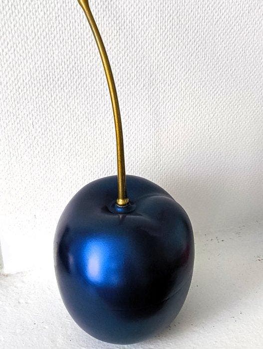 XTC Artist - Cerise Bleu de Chanel 30 cm, Antiquités & Art, Art | Objets design