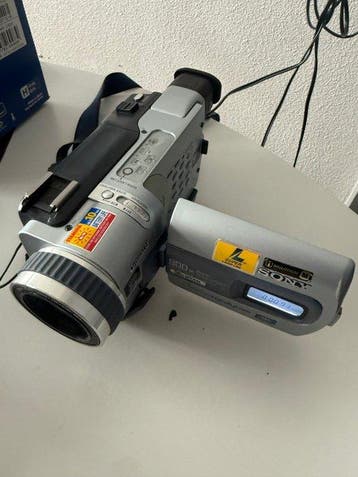 Sony DCR-TRV430E Digital8 camera