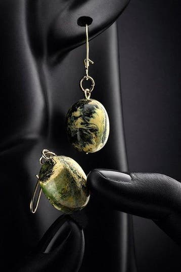 Barnsteen - Natural Baltic Amber Earrings – Olive Green