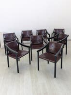 Cassina - Vico Magistretti - Stoel (8) - 905 - Hout, Leder