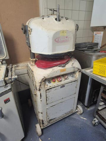 Kemper Record Automat verdeel opboller in veiling machines, Zakelijke goederen, Gebruikt, Bakkerij en Slagerij