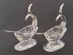 Zout- en pepervaatjes (2) - kristal met een zilveren, Antiek en Kunst