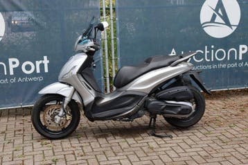 Veiling: Scooter Piaggio Beverly 350 Benzine 2019, Ophalen, Nieuw