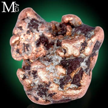 Natuurkoper met een rijke metallische glans uit de iconische