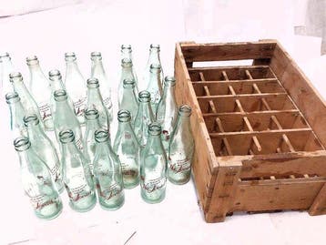 Fles (24) - vintage glas, houten doos