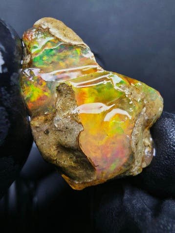 7.66gr Crystal Opal Specimen Ruw- 7.66 g
