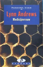 Medicijnvrouw / Pandora Visie 9789025456245 L.V. Andrews, Boeken, Verzenden, Gelezen, L.V. Andrews