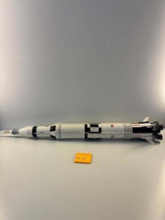Lego Set - 21309 - Ideas (CUUSOO) - NASA APOLLO SATURN V /, Enfants & Bébés, Jouets | Duplo & Lego