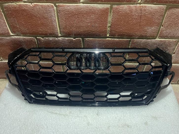 Calandre Audi A5 8W6 Facelift 2019-2024 S-LINE Black PDC, Autos : Pièces & Accessoires, Carrosserie & Tôlerie, Audi, Utilisé, Avant