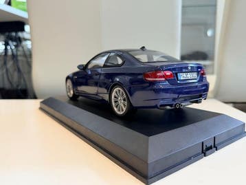 Kyosho 1:18 - Voiture miniature - BMW M3 Coupé (E92), Nieuw