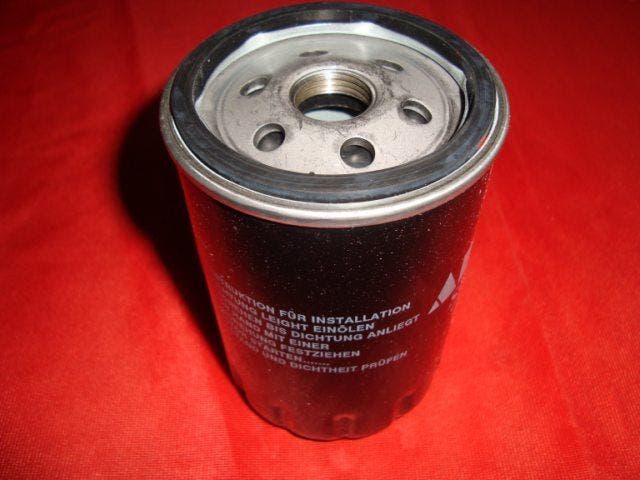 Oliefilter | Mercedes w201, Auto-onderdelen, Overige Auto-onderdelen, Ophalen of Verzenden