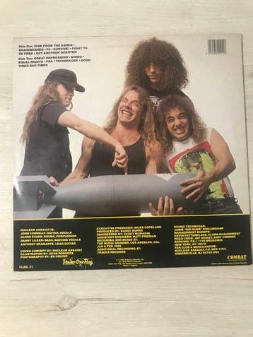Nuclear Assault - Différents artistes - Survive - 1st UK, Nieuw in verpakking