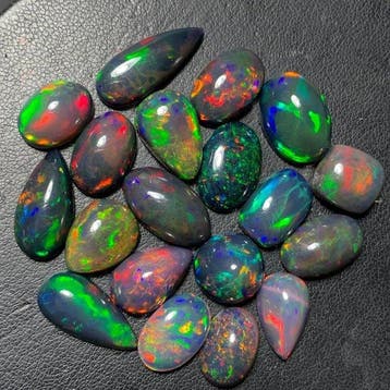 Opaal Cabochon- 3 g - (17), Verzamelen