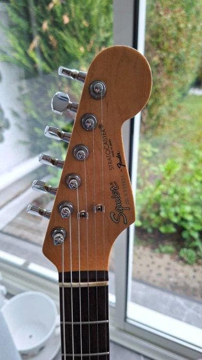 Fender - Squier - - Guitare électrique - Japon - 1985, Musique & Instruments, Instruments à corde | Guitares | Acoustiques