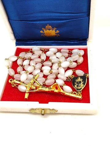 Paus Johannes Paulus II - Gouden rozenkrans uit de audiëntie