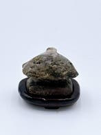 Pierre suiseki japonaise miniature – Paysage de montagne