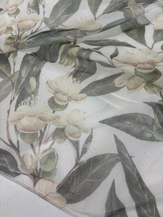 Tissu pour rideaux précieux Micro Tulle français avec STAMPA, Antiquités & Art, Tapis & Textile