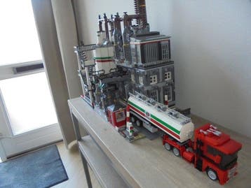 Lego MOC (My own creation) - Octan Industry and Renault, Nieuw