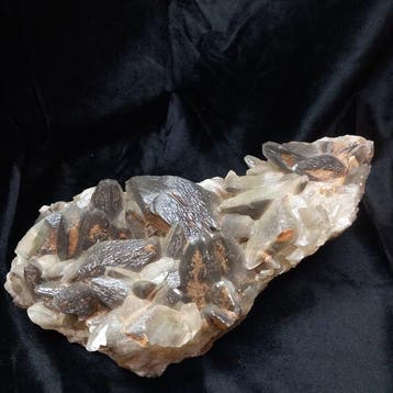 Calciet scalenoëdrische Kristallen op matrix - Hoogte: 26 cm, Verzamelen