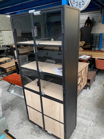 Metallo vitrine smal, metaal + hout (nieuw, A-keuze), Huis en Inrichting, Nieuw, Glas