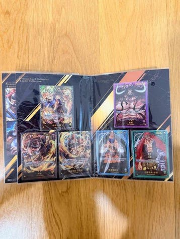 Bandai - 2 Compleet album - One Piece, Hobby en Vrije tijd, Verzamelkaartspellen | Overige, Nieuw