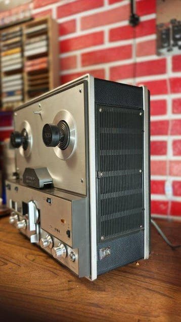 AIWA - TP-1012 4-track 2-kanals draagbare stereo, Nieuw