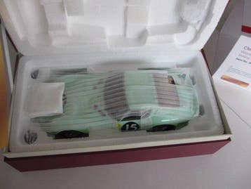 CMC 1:18 - Voiture miniature - Ferrari 250 GTO - Vainqueur, Hobby en Vrije tijd, Modelauto's | 1:5 tot 1:12, Nieuw