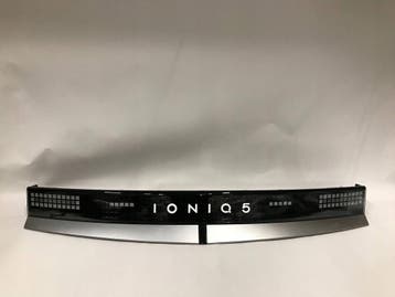 Hyundai Ioniq 5 achterlicht middenblende 3 pixels Europa, Verzenden