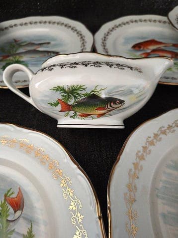Digoin - Assiette à dîner (13) - Porcelaine - Motif poissons, Antiquités & Art