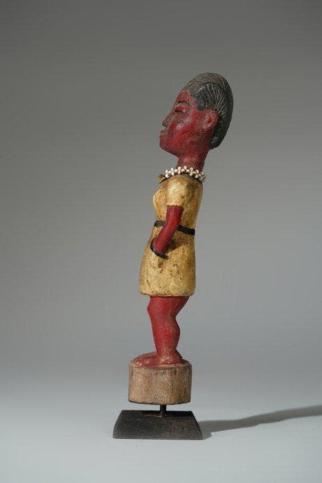 Een houten beeld - Baule - Ivoorkust (Zonder minimumprijs), Antiquités & Art, Art | Art non-occidental