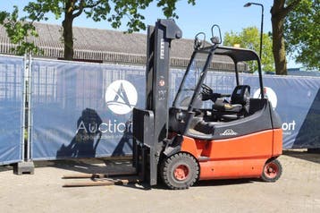 Veiling: Heftruck Linde E25/600-02 Elektrisch 2500kg 7m 2003, Ophalen