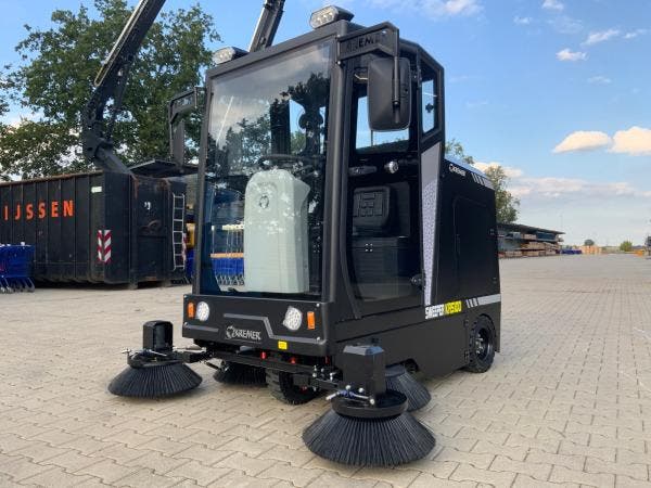 Veiling - Kremer straatveegmachine KRS 100 met cabine, Jardin & Terrasse, Balayeurs