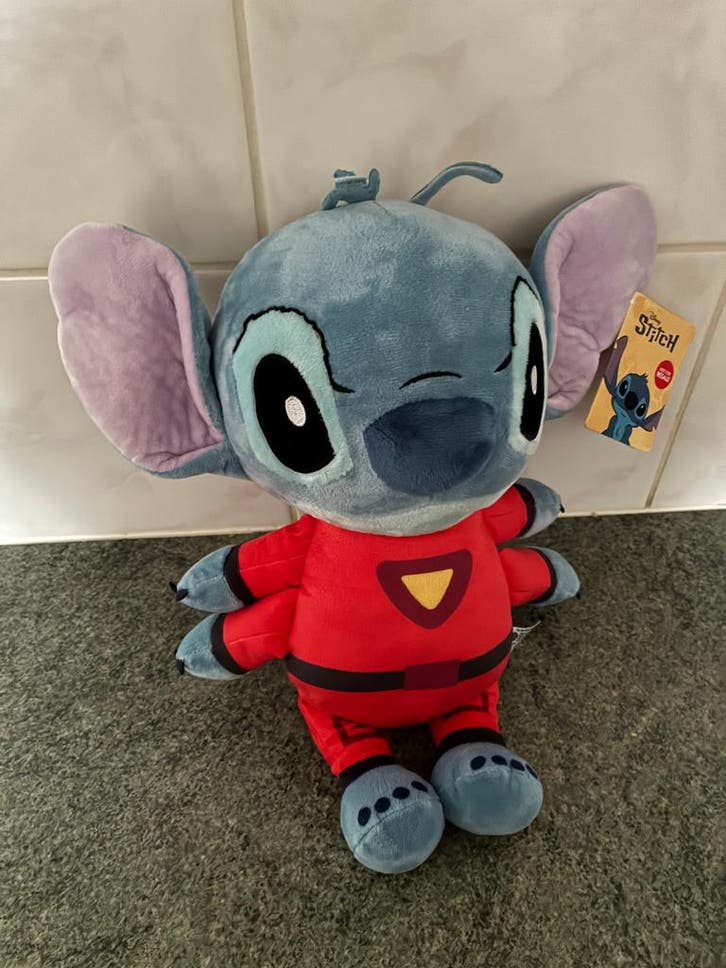 Disney Knuffel Stitch in RuimtePak, 25cm, Kinderen en Baby's, Speelgoed | Knuffels en Pluche, Nieuw, Ophalen of Verzenden
