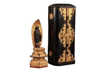 Japans boeddhistisch huisaltaar (Zushi) met Kannon-beeld –