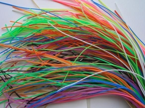 Scoubidou touwtjes - goedkoop bezighouden –, Hobby en Vrije tijd, Knutselen, Nieuw