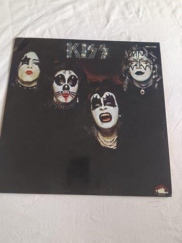KISS - Kiss / Love gun - Diverse titels - LP albums