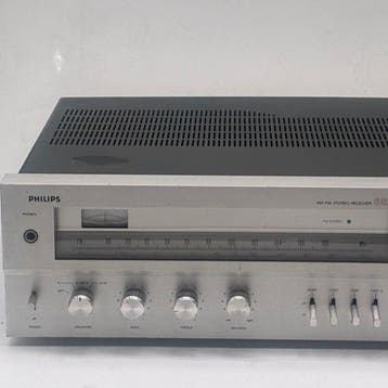 Philips - 682 Solid state stereo receiver