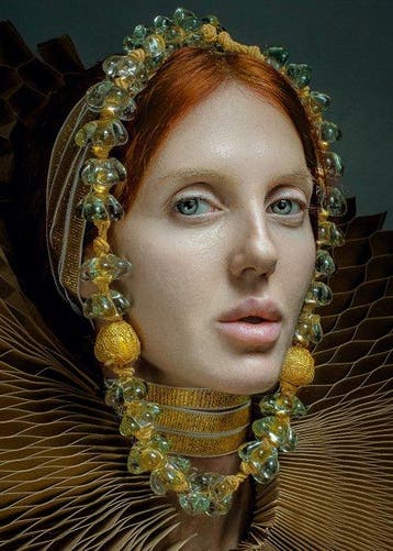 Elena Paraskeva - THE PRICKLY QUEEN (Baryta Silk)- XL