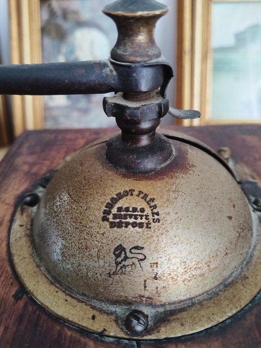 Peugeot Freres - Koffiemolen - Messing, Hout, Metaal, Antiek en Kunst, Antiek | Keukengerei