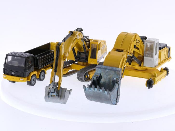 Schaal 1:55 Siku 2616, 3510 en 3528 set van 3 bouwvoertui..., Hobby & Loisirs créatifs, Voitures miniatures | Échelles Autre, Enlèvement ou Envoi