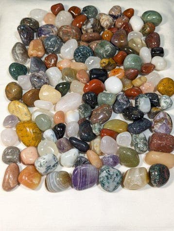 1,5 kg - Collection mixte de pierres gemmes indiennes polies