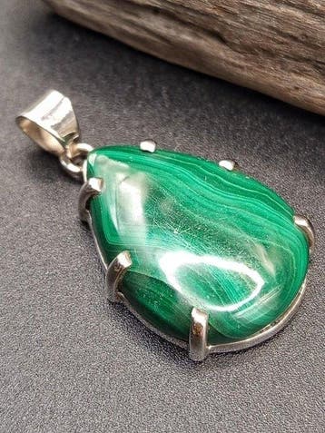 Uniek juweel van 925 zilver met enorme malachiet –